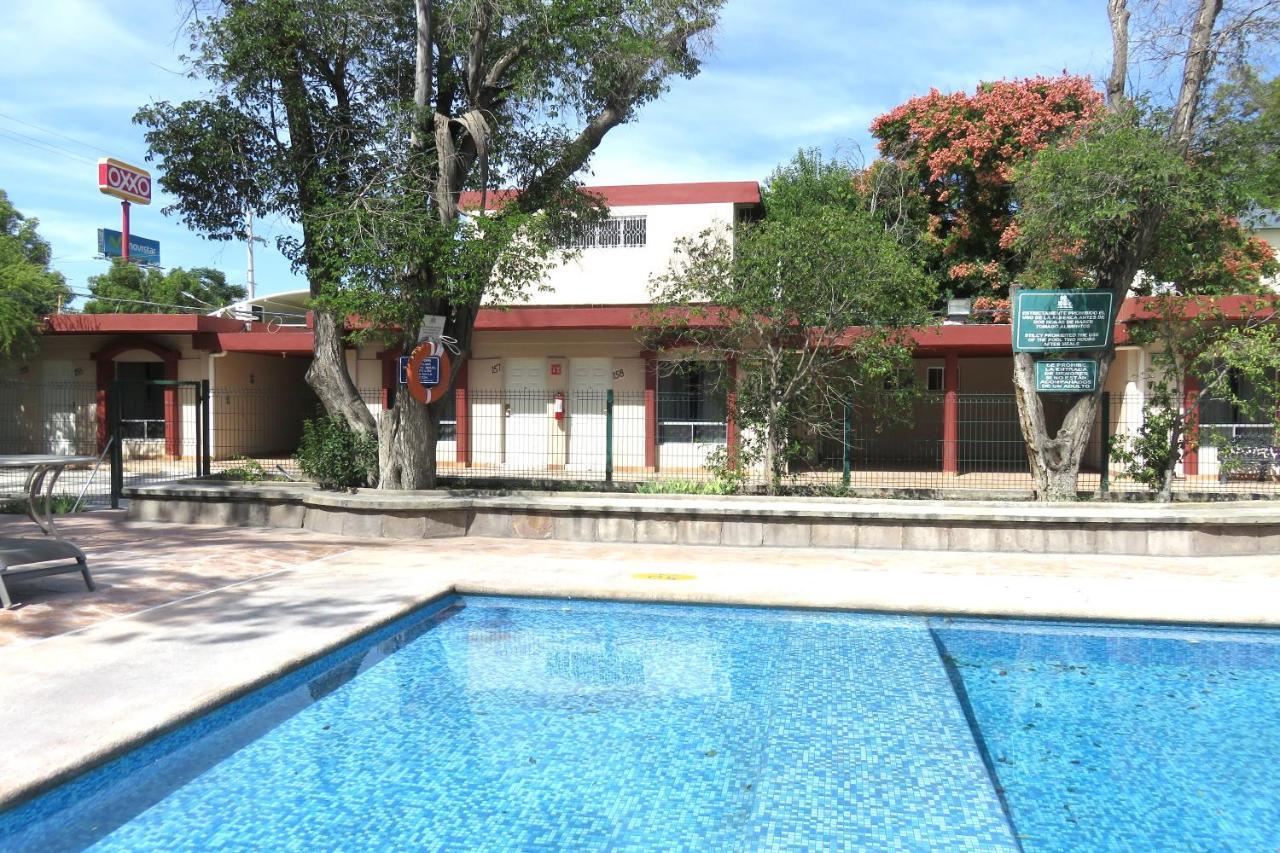Hotel Huizache Saltillo Extérieur photo